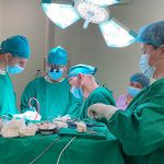Intervenţiile neurochirurgicale de urgență reluate la SCJU Sibiu: medicii au extirpat o tumoare cerebrală gigantă