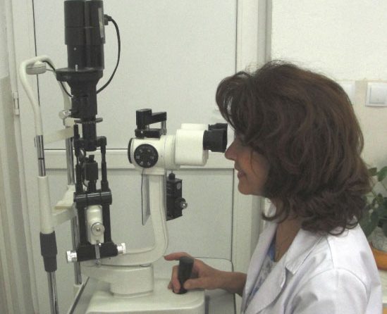 Oftalmologii SCJU Sibiu dezbat cele mai noi opțiuni terapeutice în Patologia Corneei în cadrul Congresului anual al Societății Române de lentile de contact și al Societății Române de Cornee și Suprafață Oculară
