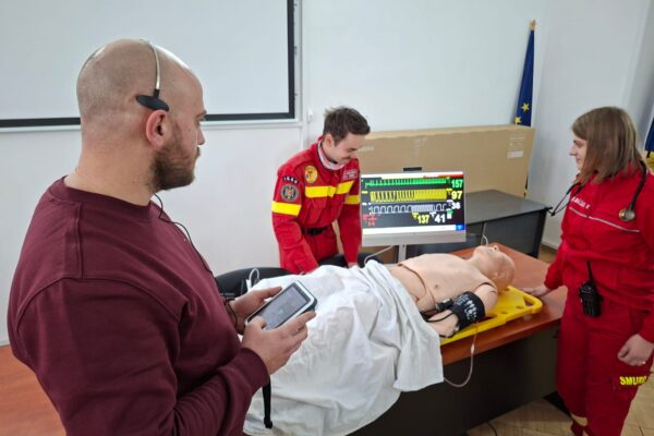 Comunicat de presă: Dotarea SMURD Sibiu cu un manechin avansat de simulare prin proiectul „Organizația Voluntarilor SMURD Sibiu”